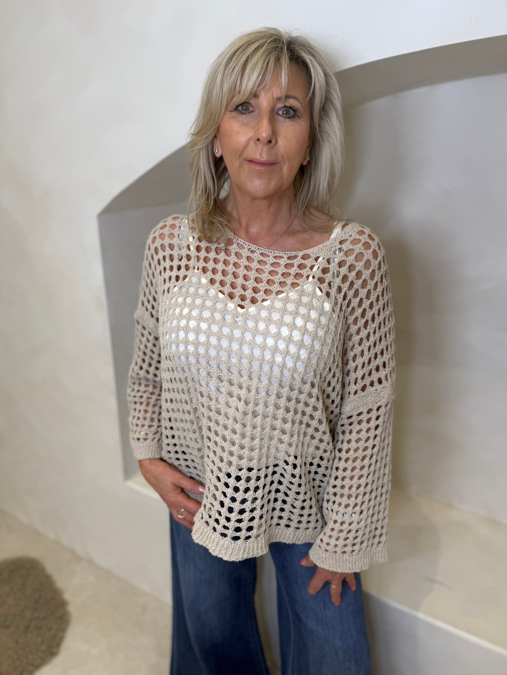 London top in beige