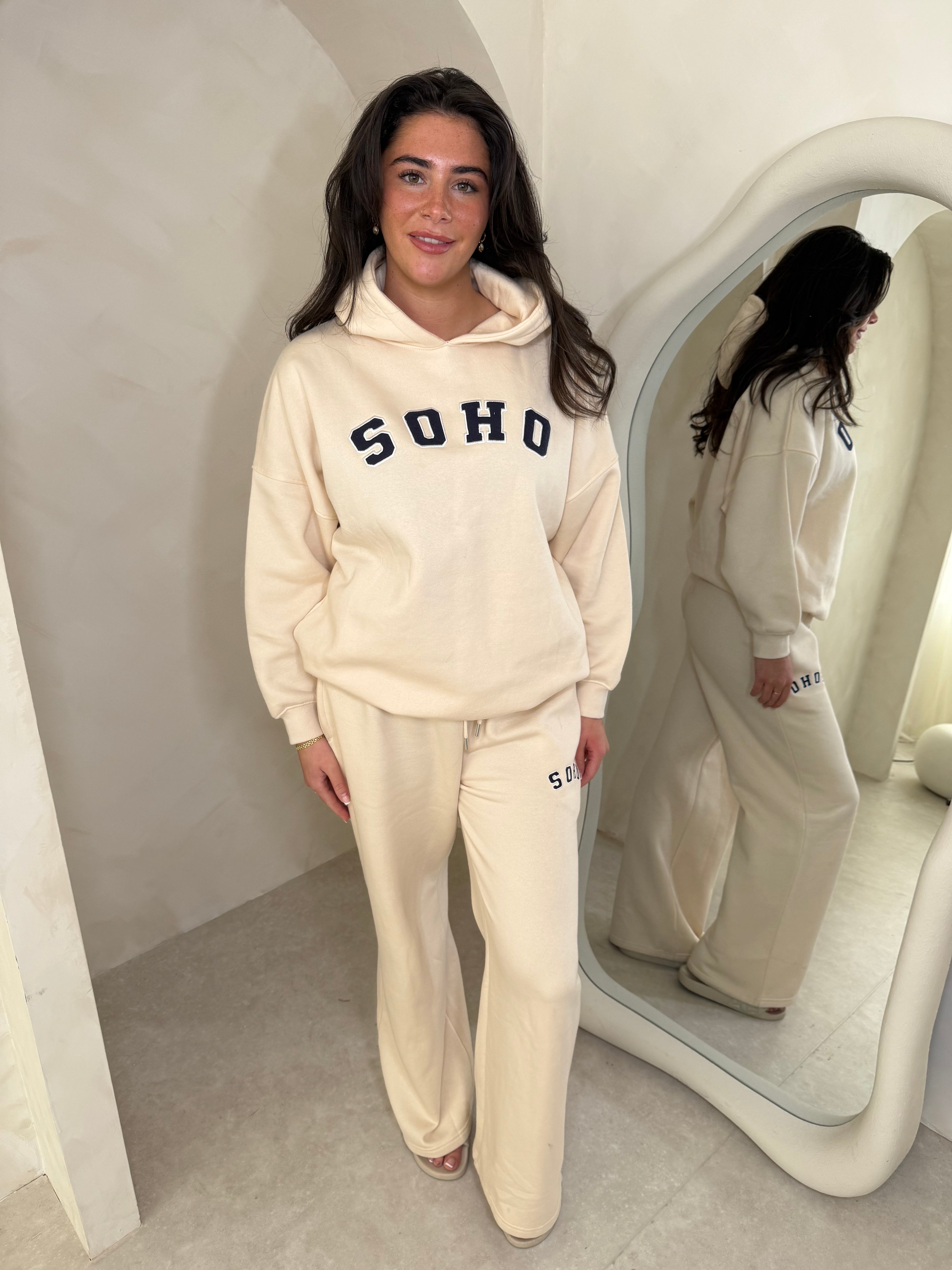 Soho tracksuit in cream