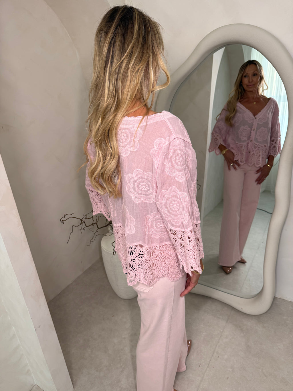 Romance lace blouse in blush