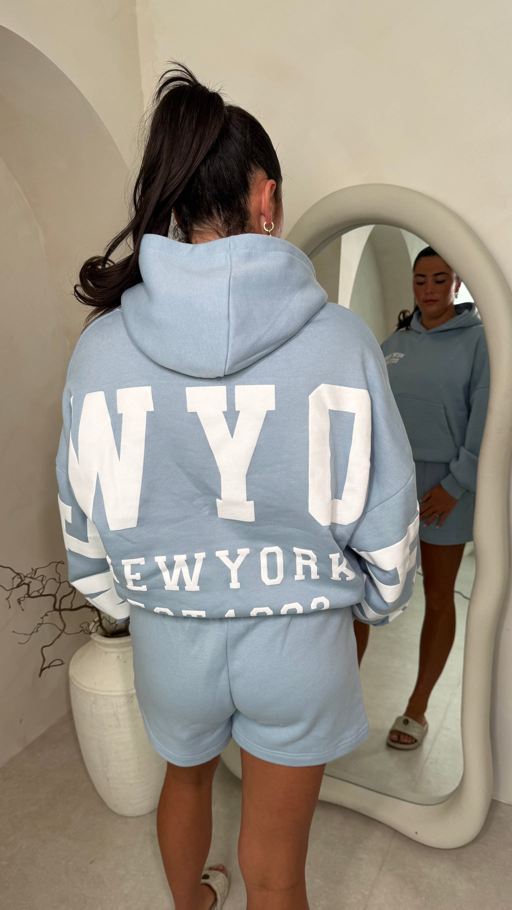 New York set in blue