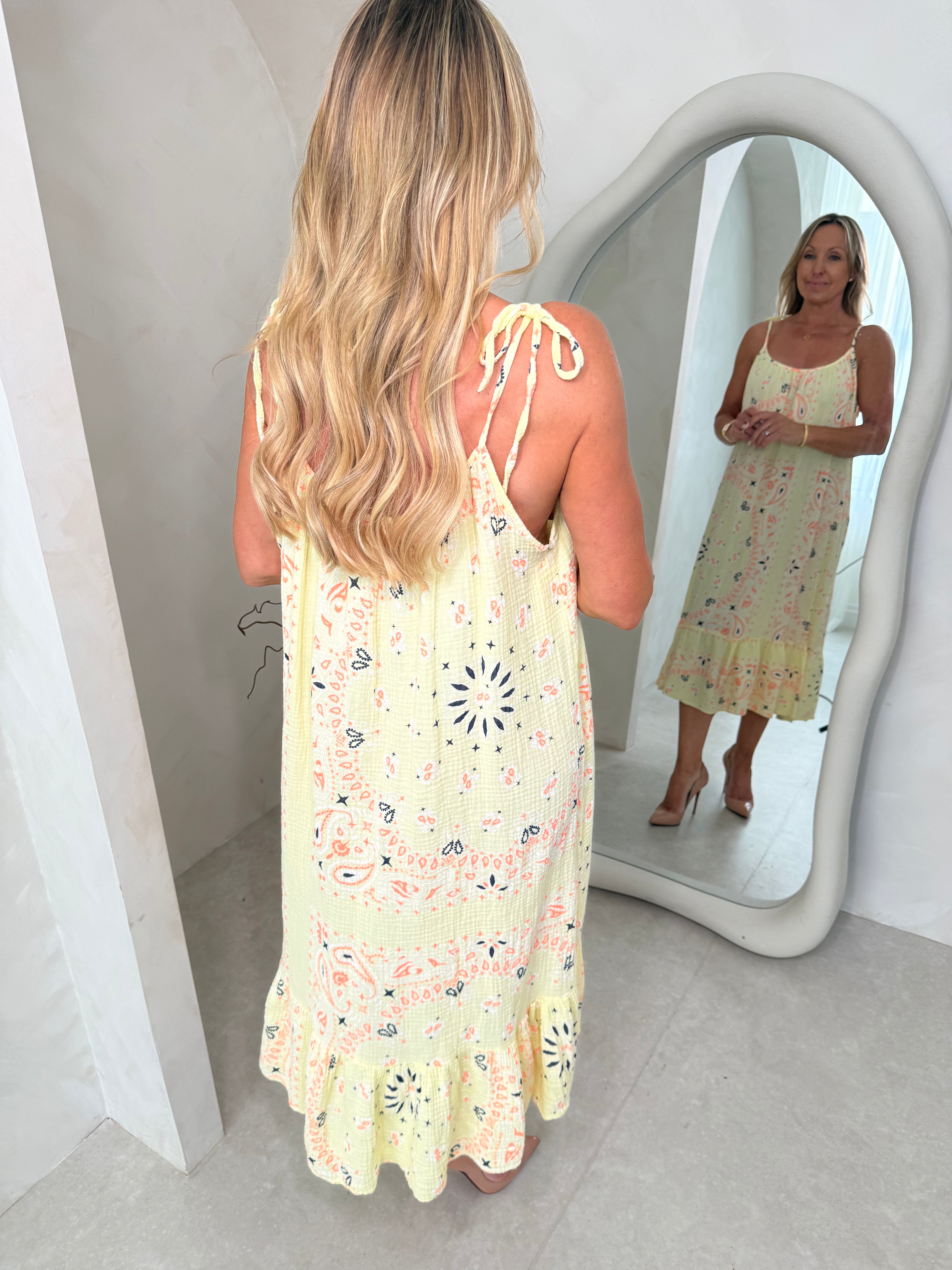 Hankie dress in lemon