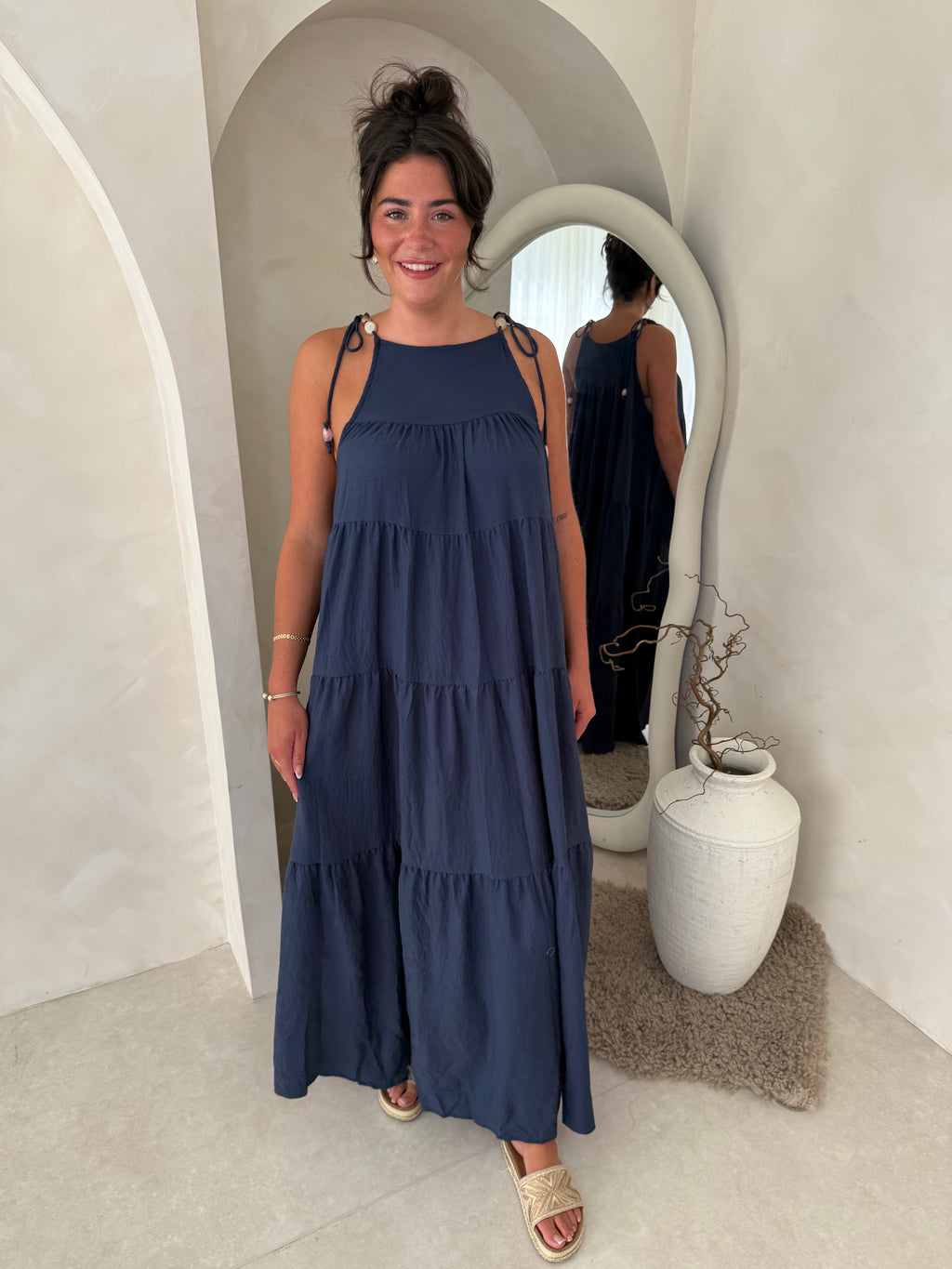 Flowing maxi dress in navy
