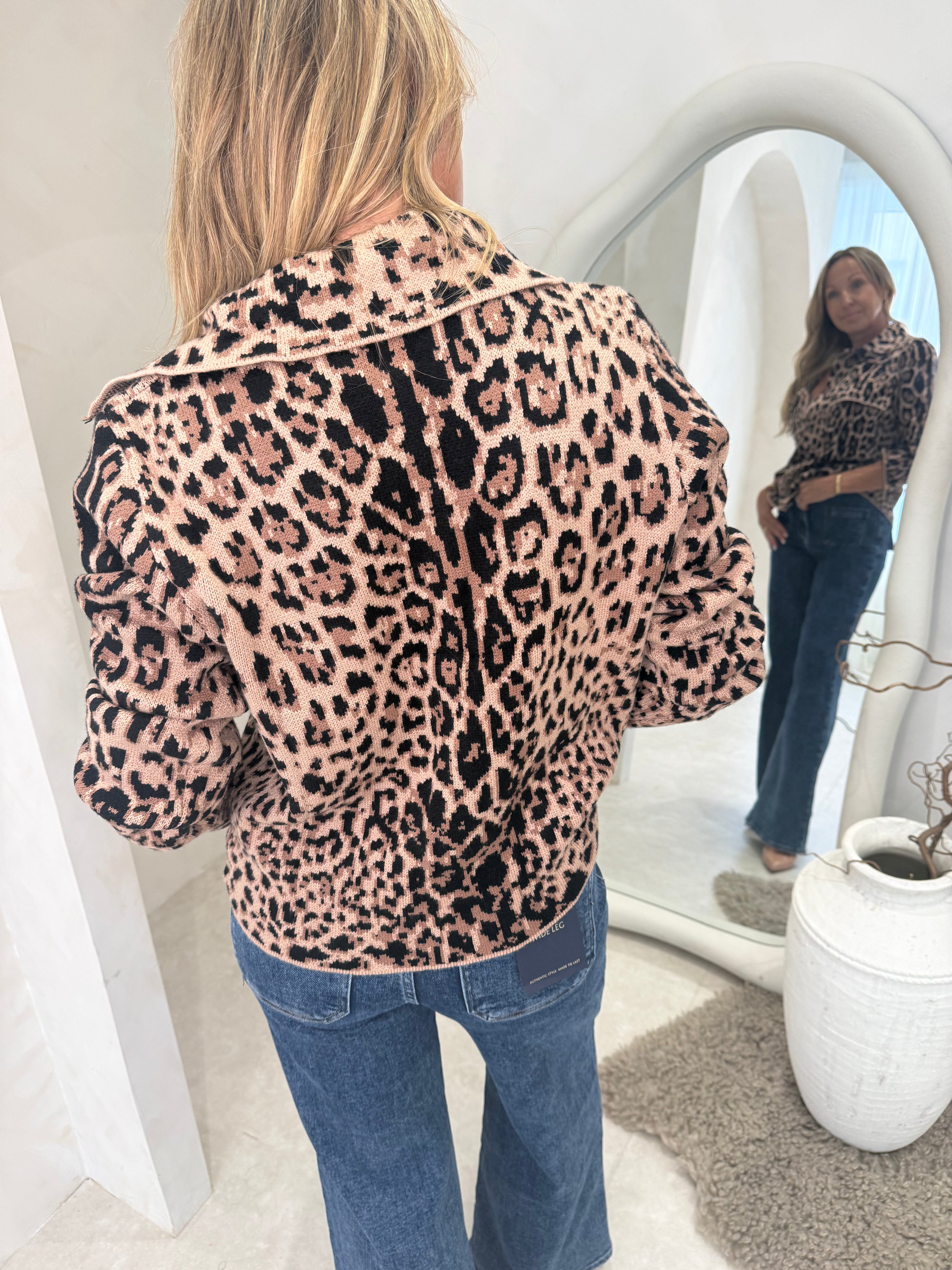 Leopard knitted cardigan in caramel
