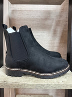 Cheska boots in black